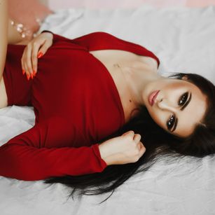 Model - Hottie Veronica deepthroat