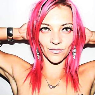 Model - Erynn Love milf