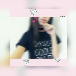 Model - Charlotte Fox camgirl