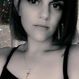 Model - Ivory Pink feet