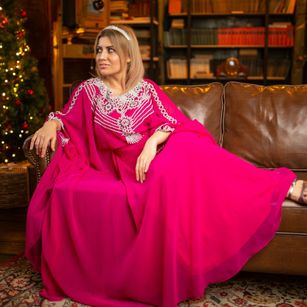 Model - QueenOnline beautiful