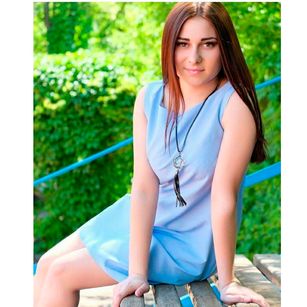 Model - Juuliiaa Funny