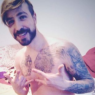 Model - Conqueror JustForYou