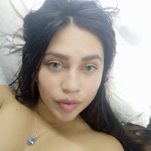 Model - Carolayn Jeis bdsm