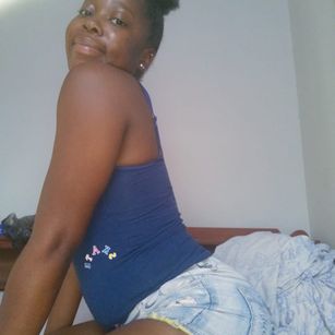 Model - Sweet Cherry Ebony