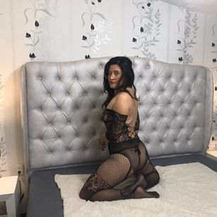 Model - SaraNKathe couple