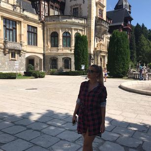 Model - ariana_anne Blonde