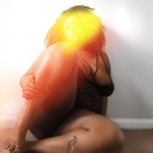 Model - Madame Nym bdsm