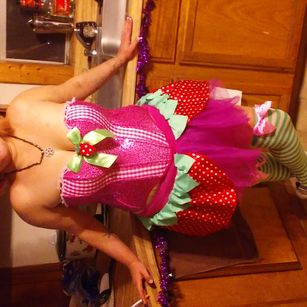 Model - skyler moon 1