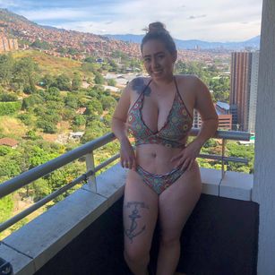 Model - Sidney Bunny sexy