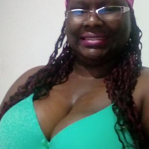 Model - Mara_Ardiente19 tetona