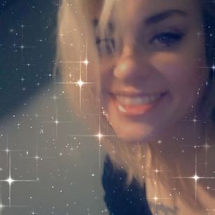 Model - Mandi Cane Blonde