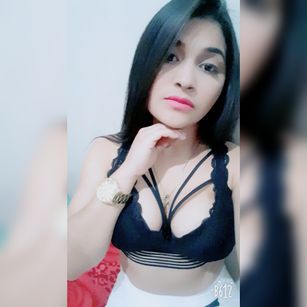 Model - Nicolle trocel dp