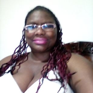 Model - Mara_Ardiente19 tetona