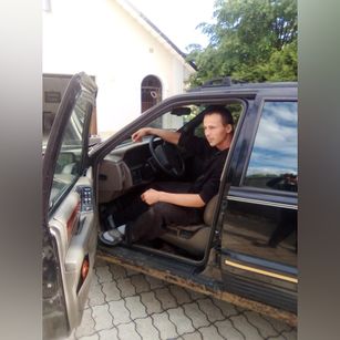 Model - nikolosX dance