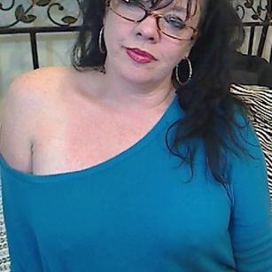 Model - Raven Winter toys