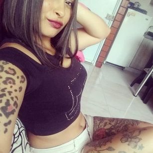 Model - elizabeth naked