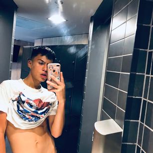 Model - Camilo Leon french