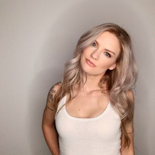 Model - Allie Awesome girlfriend