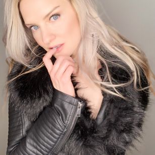 Model - Allie Awesome gfe