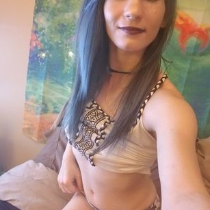 Model - VaPeTaSiA piercings