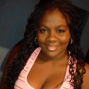 Model - vanessaevanss oil