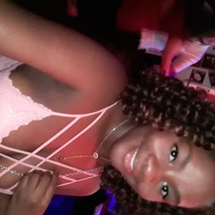 Model - vanessaevanss ass