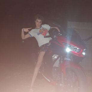 Model - Zuki Bear fetish