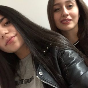 Model - Clark and Lexa latinas