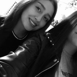 Model - Clark and Lexa 18