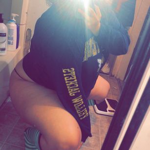 Model - AnnastaizaRayne tight