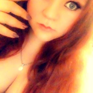 Model - BBW Analessa bigtits