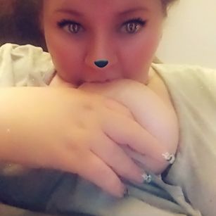 Model - BBW Analessa BBW