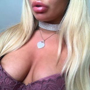 Model - Princess_Blossom Blonde