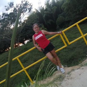 Model - Fabiana Owen milf