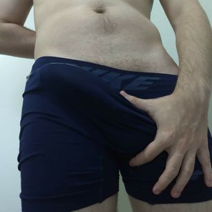 Model - TheDom23cm dick