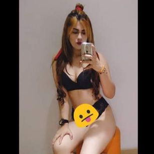 Model - SummissiveGirls4u heels