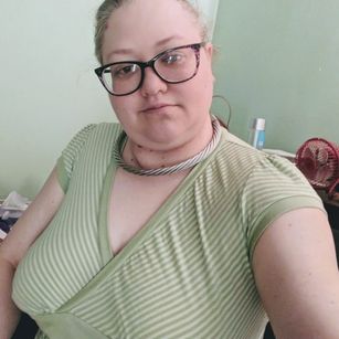 Model - GamerLilithRose camgirl