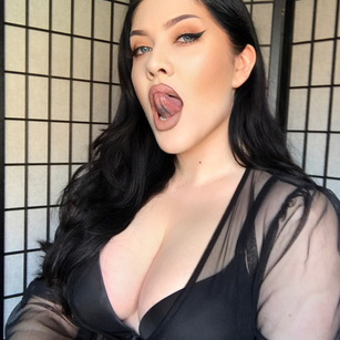 Model - missvampyr footfetish