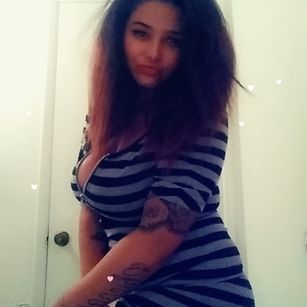 Model - Beautyv curly