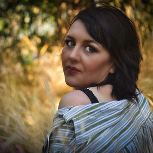 Model - CarmenDeep tease