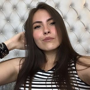 Model - Sofia Diaz couple