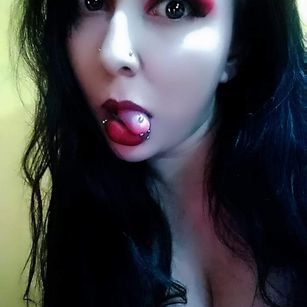 Model - ZATRICAXHORNY squirt