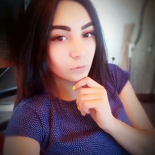 Model - Leila Wild ass