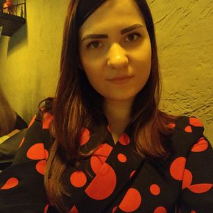 Model - Juli96 Browneyed