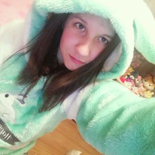 Model - Zaya Cassidy tits