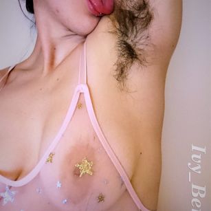 Model - IvyBerry ass