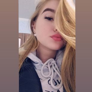 Model - Fantastic Girl pussy