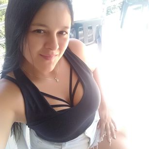 Model - LUCIANA hotlatina