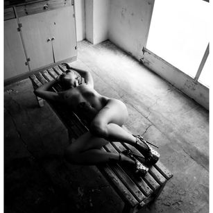 Model - Angelica Leone sexting